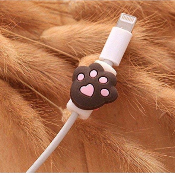 Cat and Paw Cable Protector - Picture 3 of 4